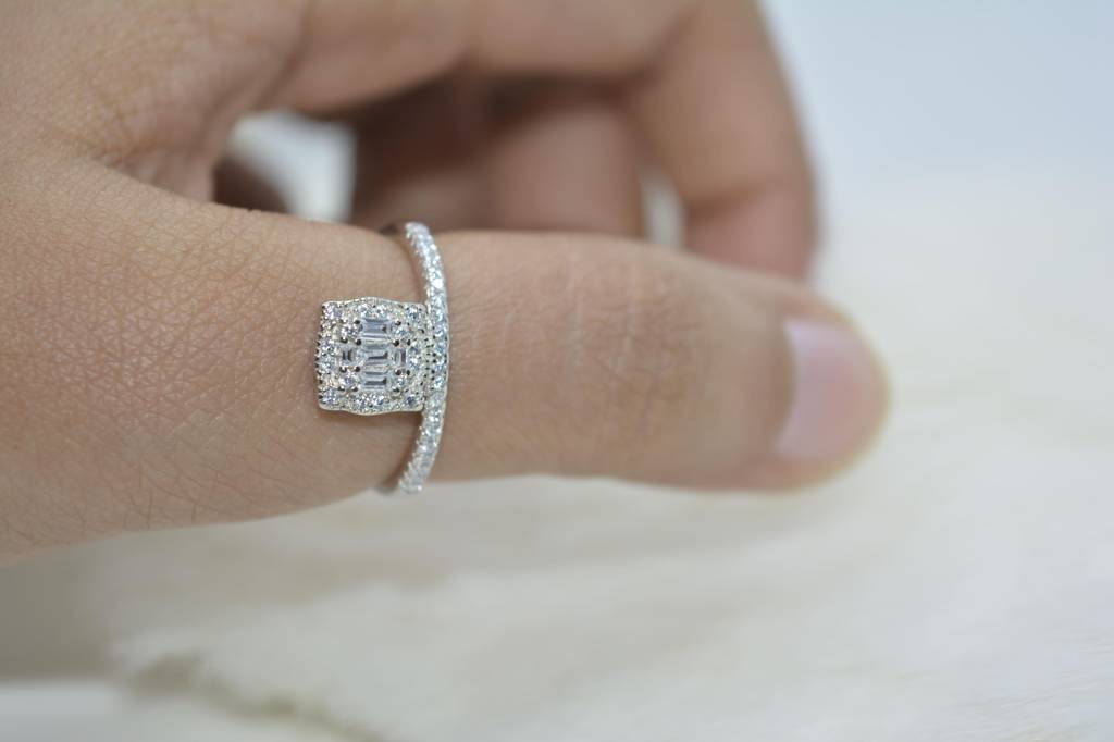 Elevated Square Stones Stack Ring : 1117