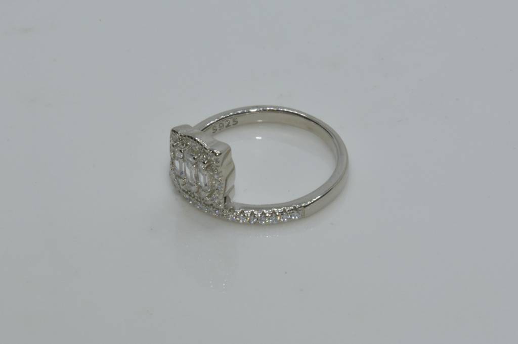 Elevated Square Stones Stack Ring : 1117