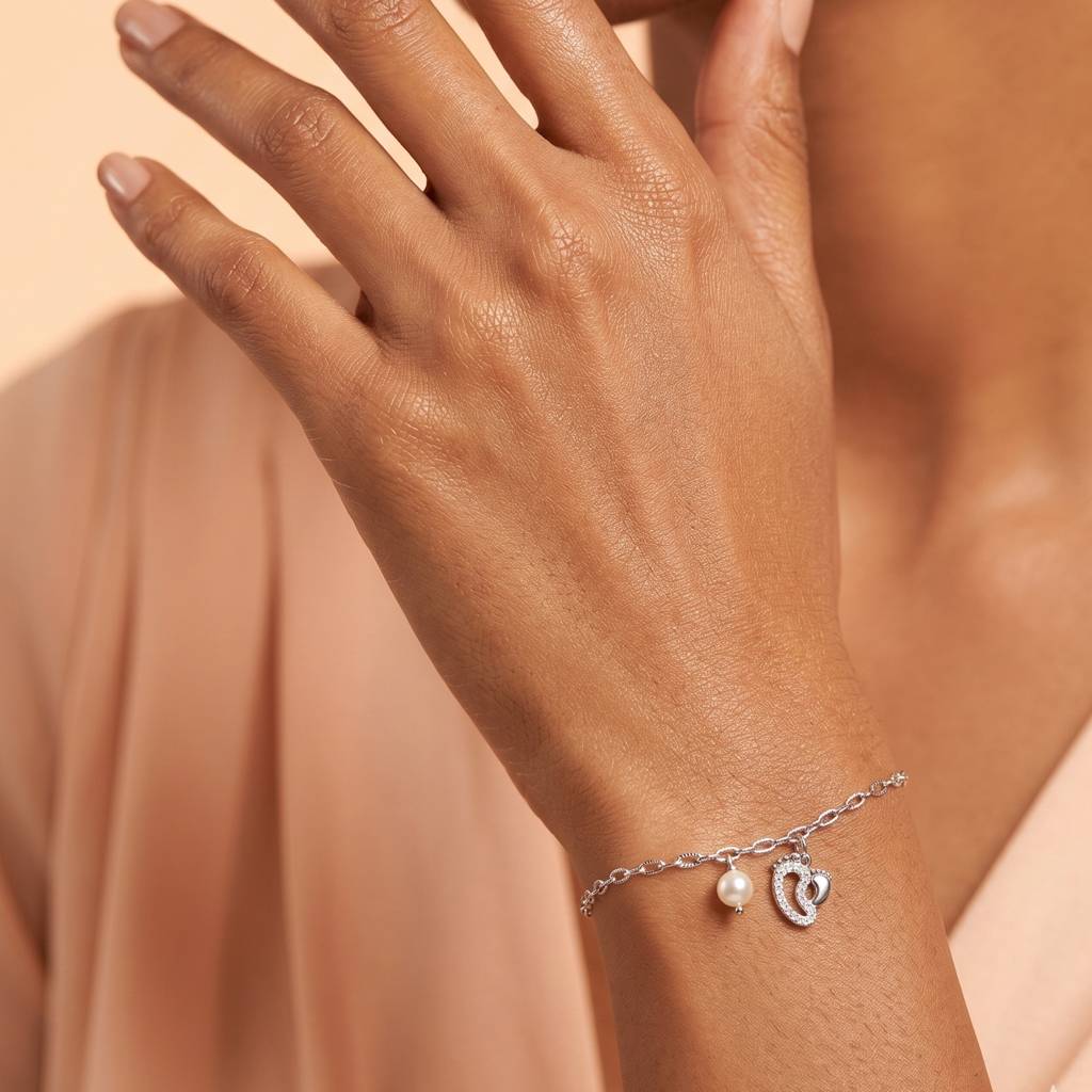 Feet & Pearl Charm Bracelet : BR1145
