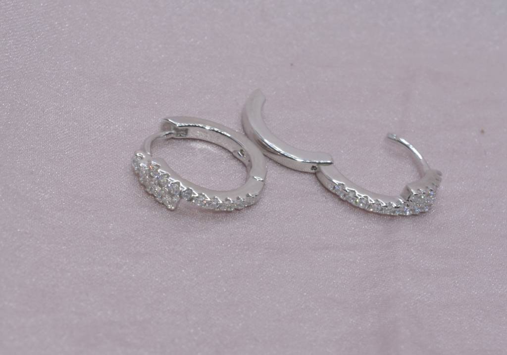 Classic Round Silver Hoop Earrings : 1132