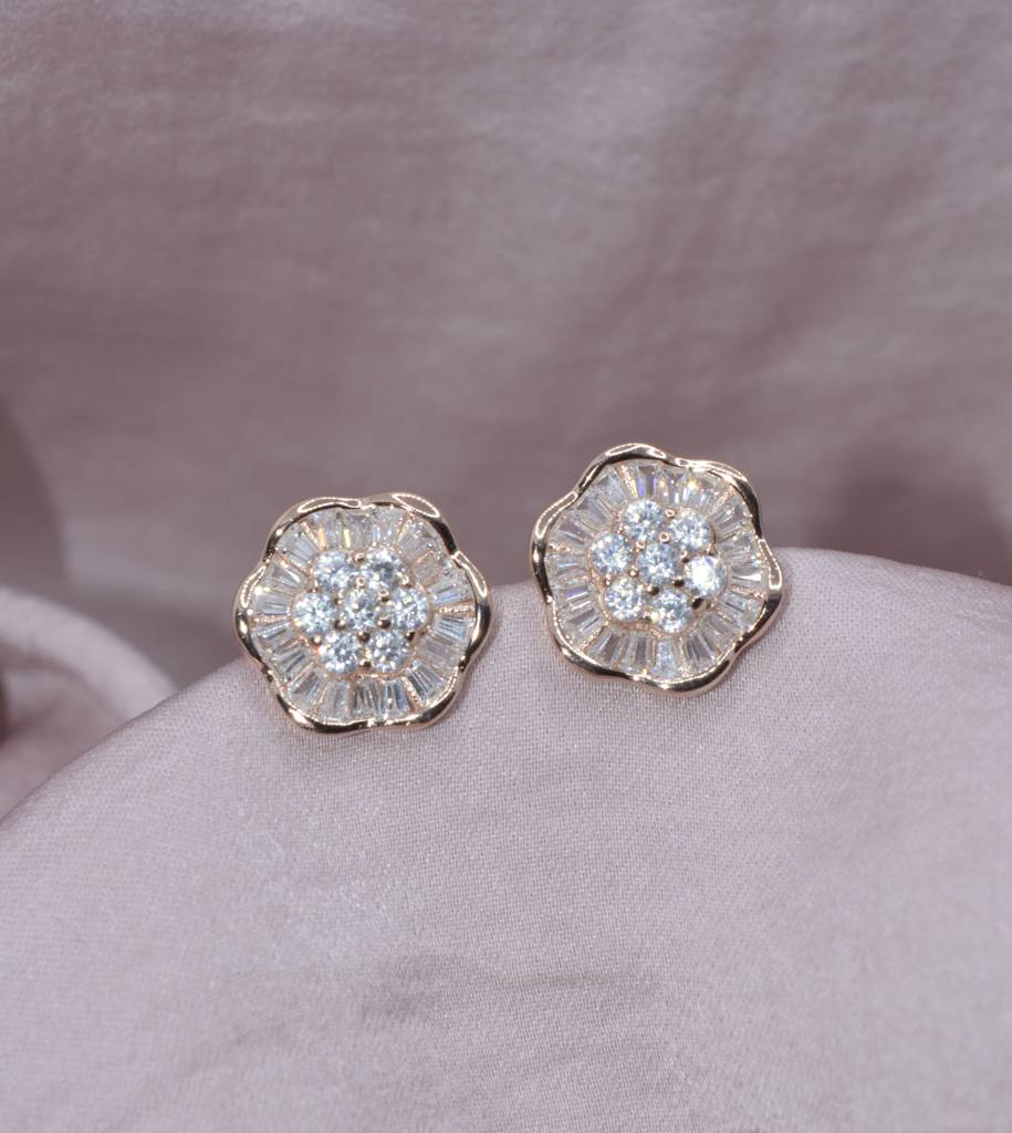 Floral Baguette Earrings : 1156