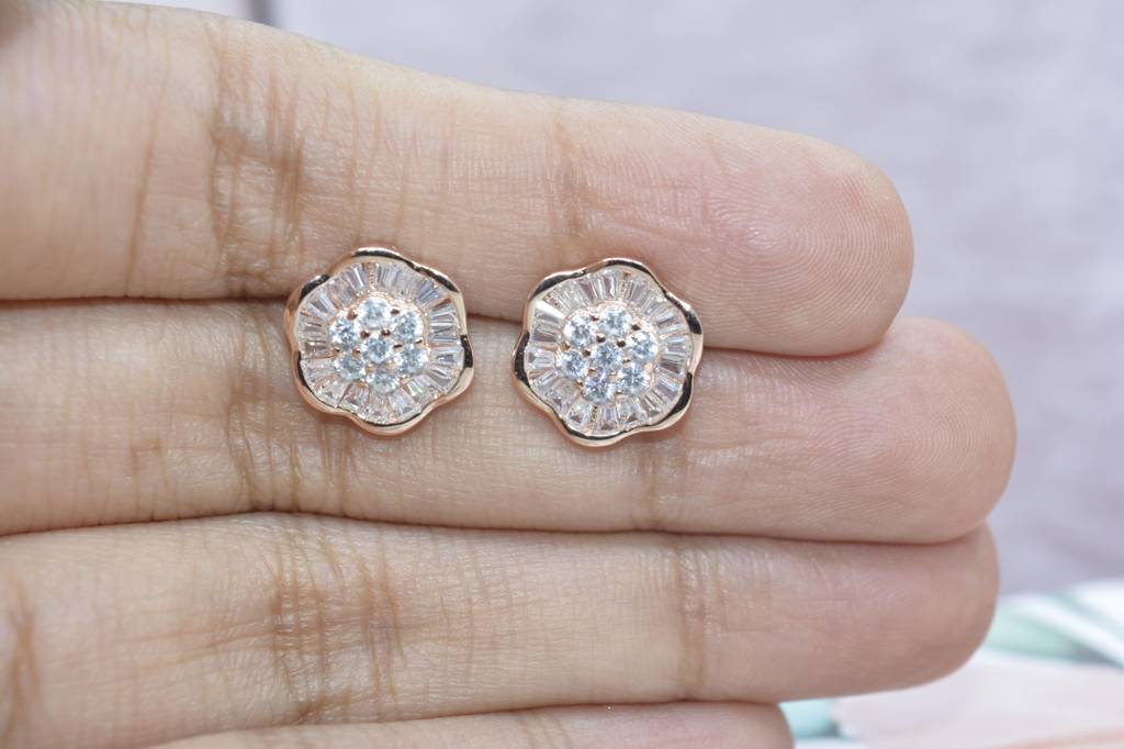 Floral Baguette Earrings : 1156