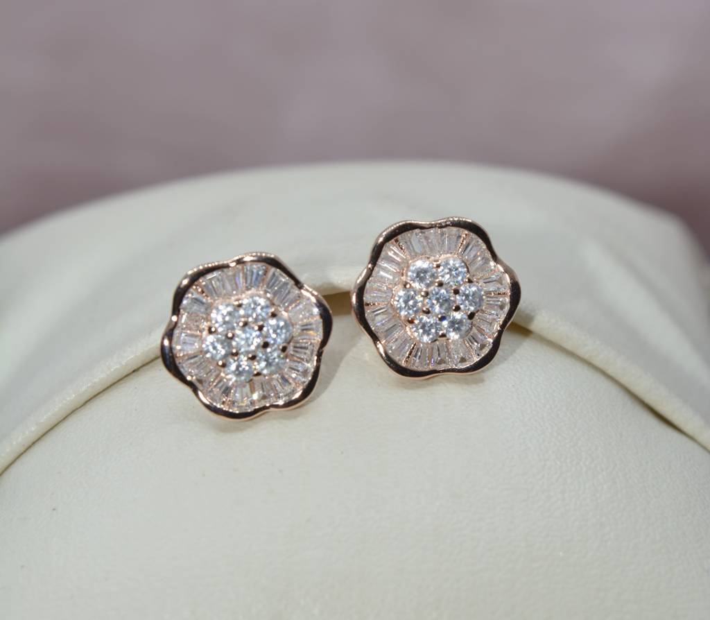 Floral Baguette Earrings : 1156