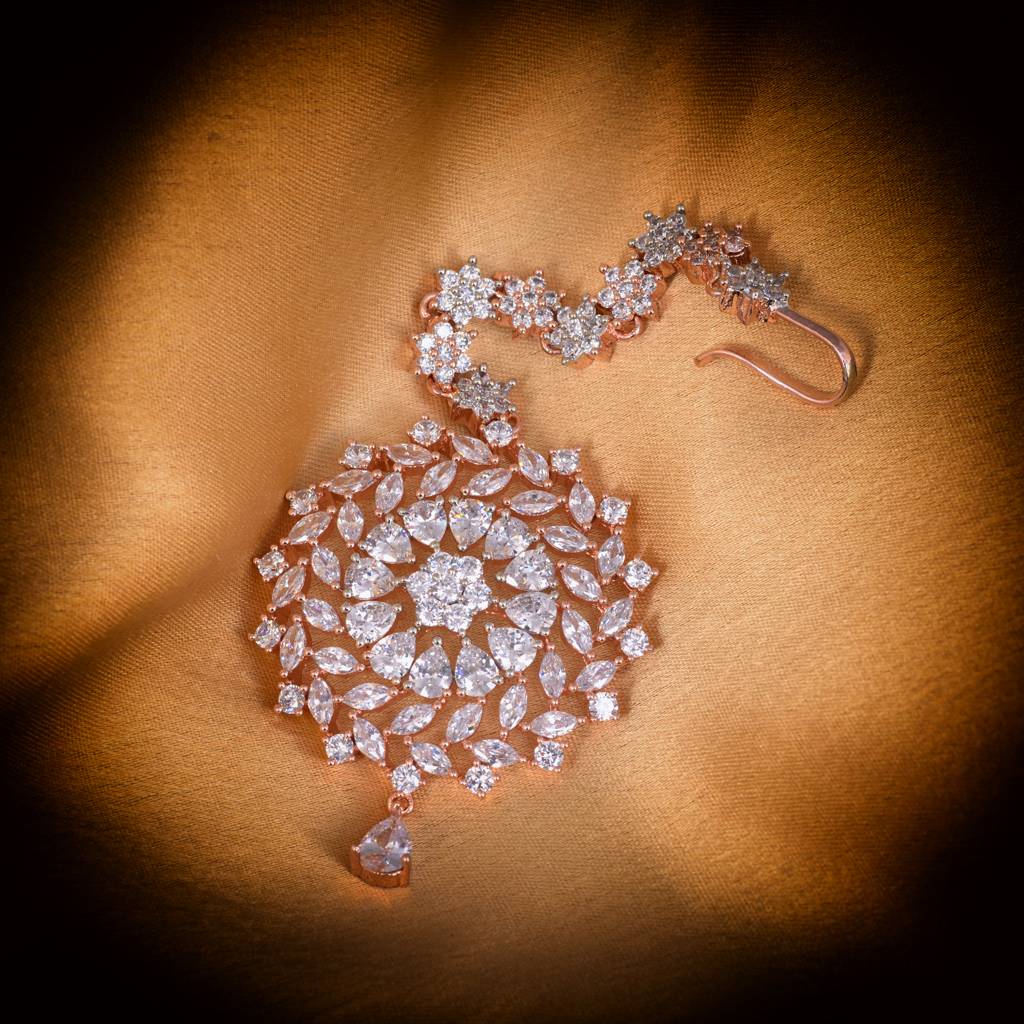 Stunning Floral Diamond Maang Tikka Round & Rose Gold Plated For Women & Girls : SJMT1158