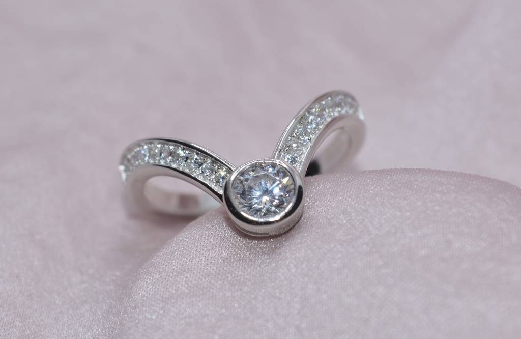 Duet Of Dazzle Silver Ring : 1171