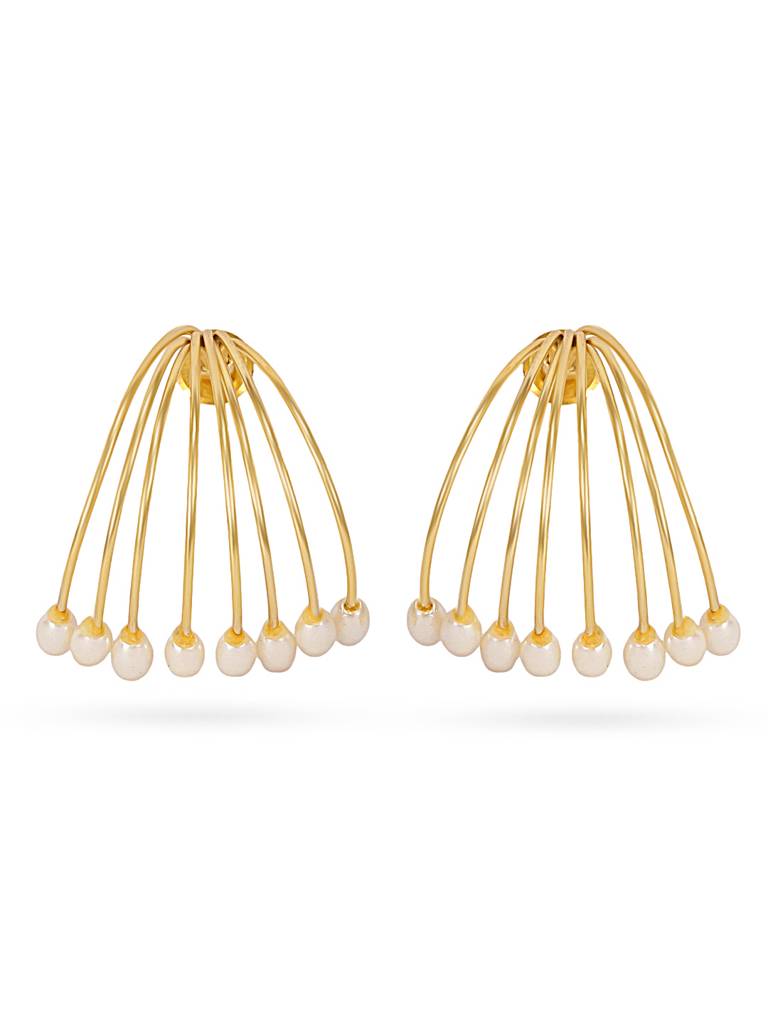 Pearl Glided Golden Drop Earrings : YI24A0039E