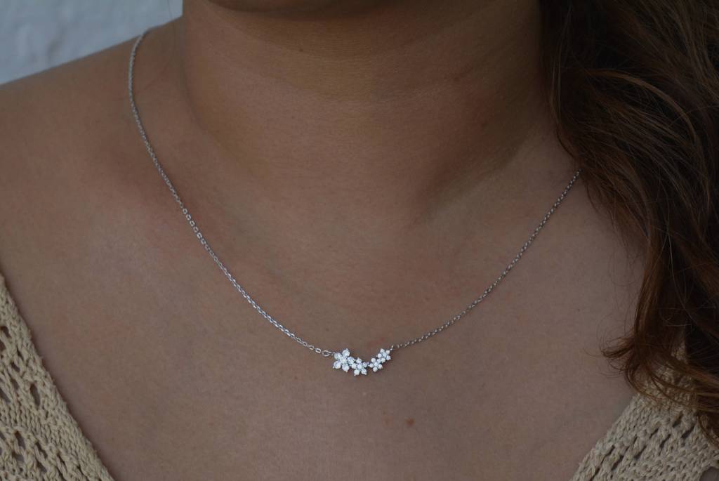 Graduated Floral Necklace : 1204