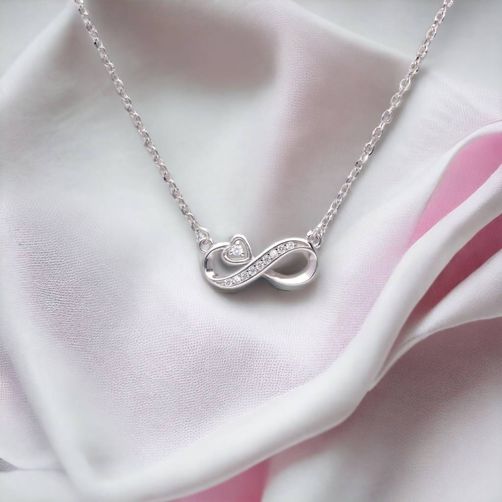 Boundless Affection Necklace : 1206