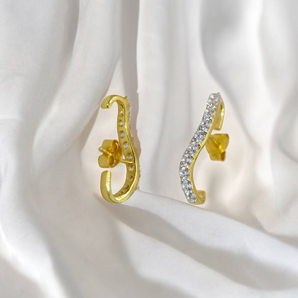 Luxe Sparkling Cuff Earrings : 1236