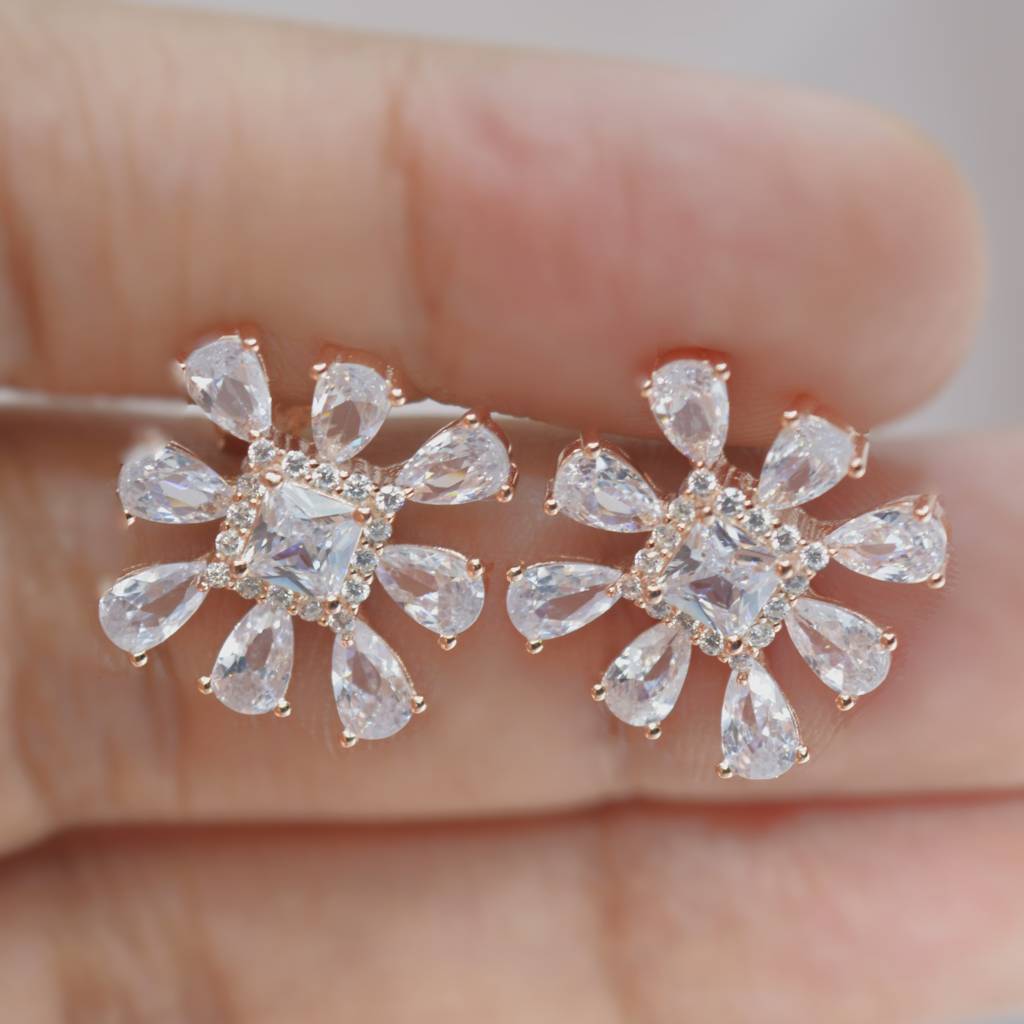 Luxurious Snowflake Diamond Earrings For Women - 925 Silver Jewelry : 1251