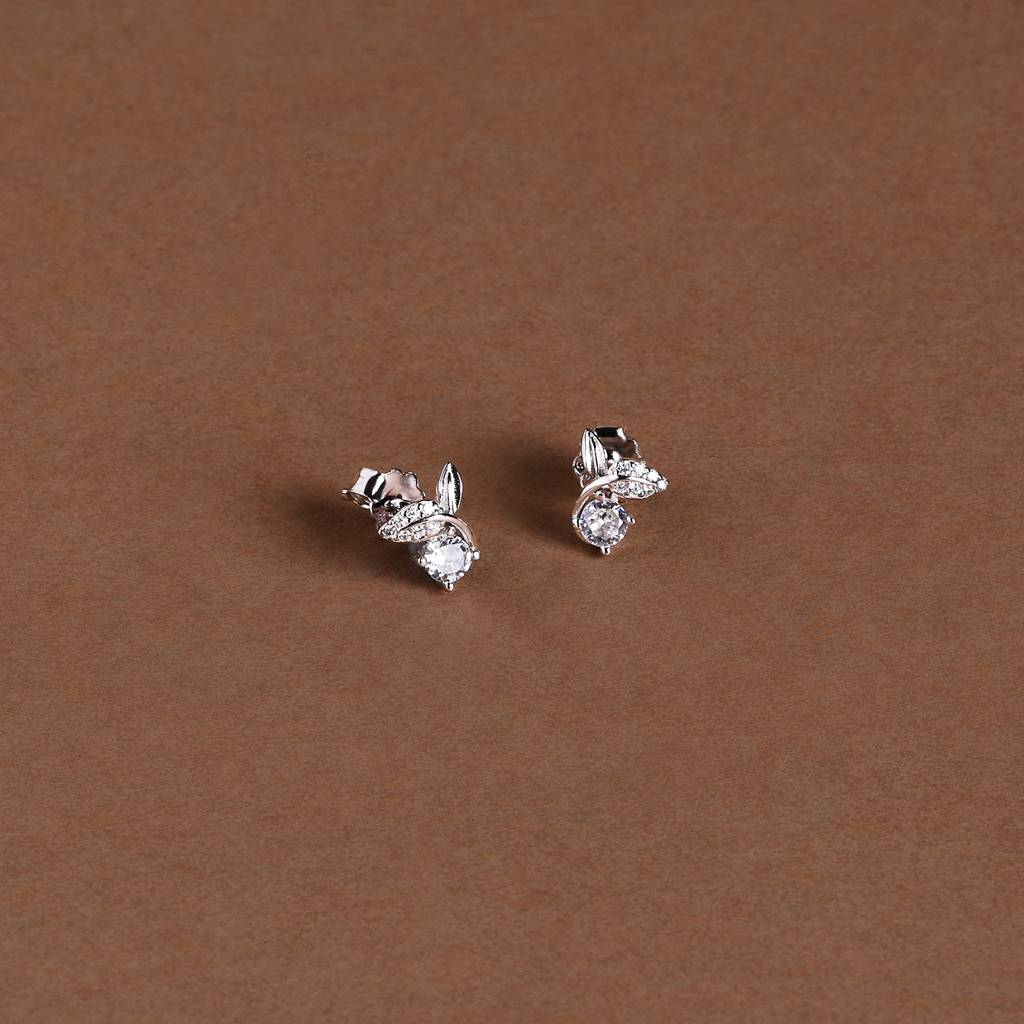 Fin-Tastic Stud Earrings In 925 Sterling Silver : 1259