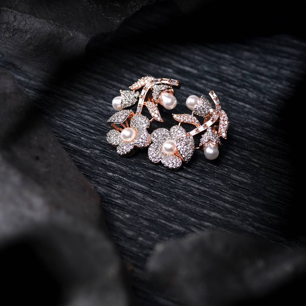 Rose Gold Plated White Ad And Pearl Studded Flower Stud Handcrafted Earrings : SJER1273
