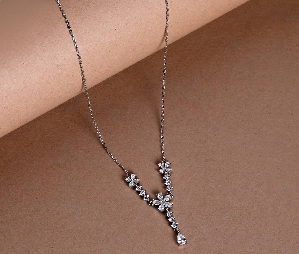 Elegant Floral Diamond Necklace For Women - 925 Silver Jewelry : 1276
