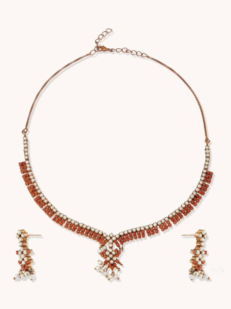 Pearl Necklace Set. : YI24A0013N