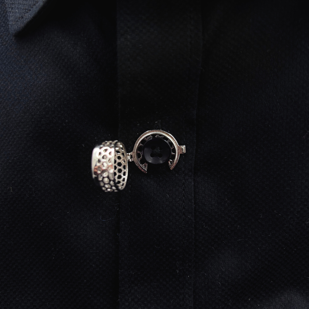 Silver Twilight Button Cover : SS220