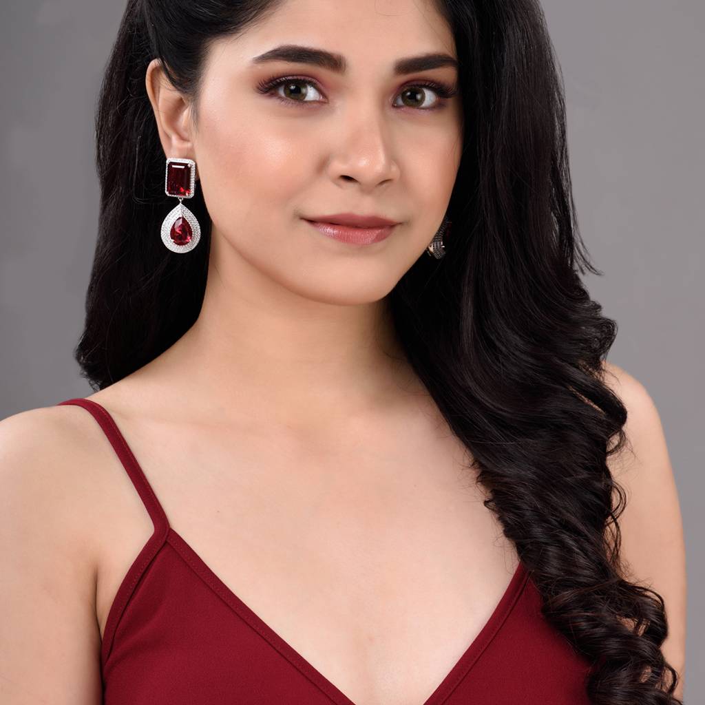 Silver Plated Red Ruby Studded Teardrop Chandelier Earring : SJER1330