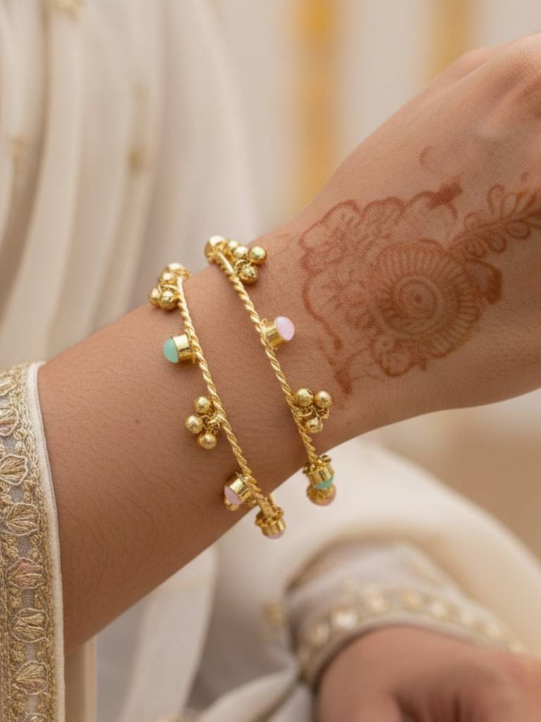Set Of 2 18K Gold-Plated Stone-Studded Bangles : VI25BC100035