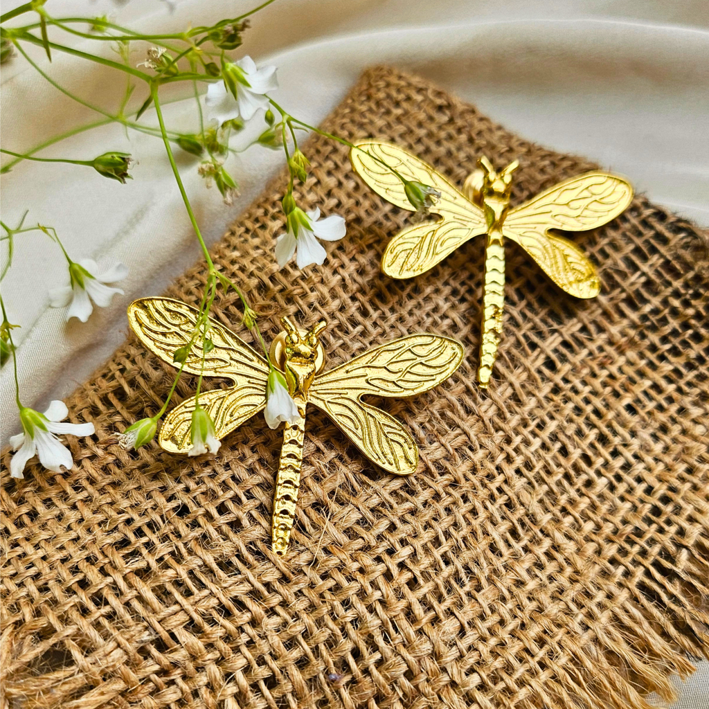 Dragonfly Stud Earrings : ER005