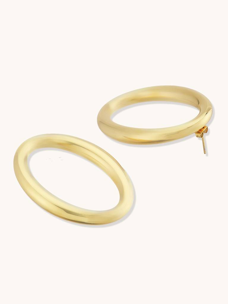 Easy-To-Wear Gold Hoops : YI24A0142E