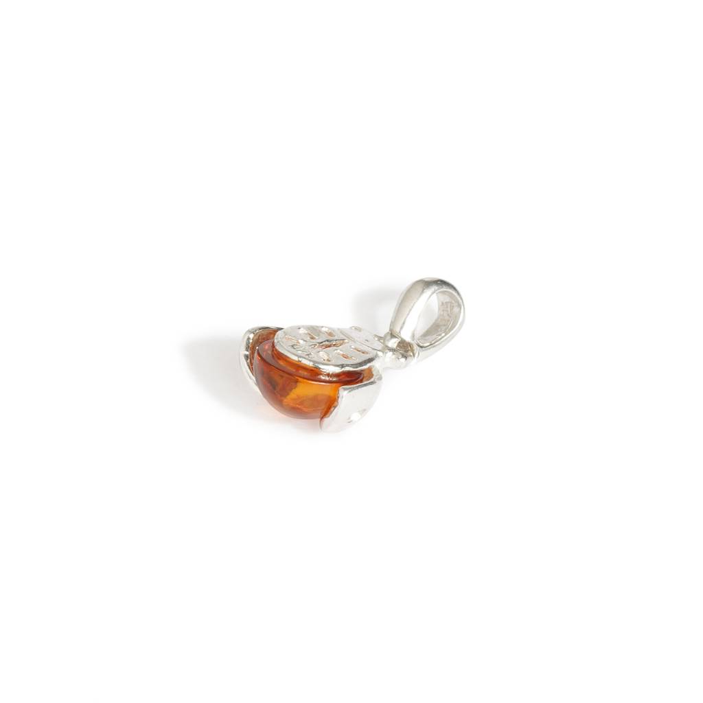 Cognac European Baltic Amber Lady Luck Beetle Pendant In Sterling Silver : SIL-PEN-CAS-0017-COG