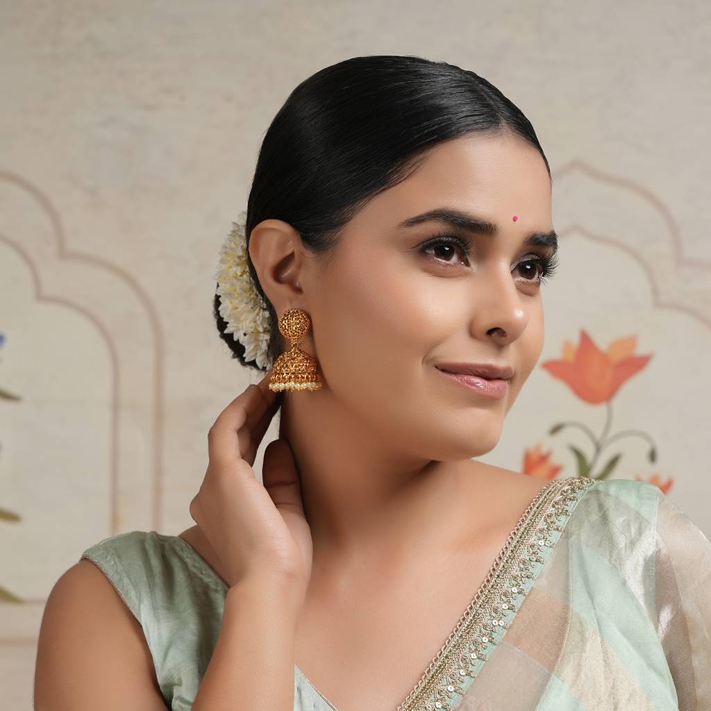 Royal Antique Gold Plain Carving Jhumka Earring : SJ107