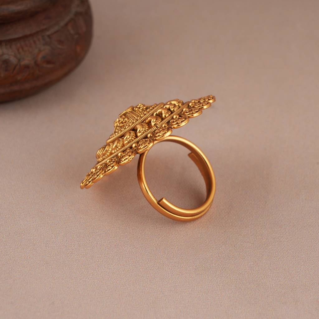 Royal Antique Bold Antique Gold Plated Finger Ring : SJ117
