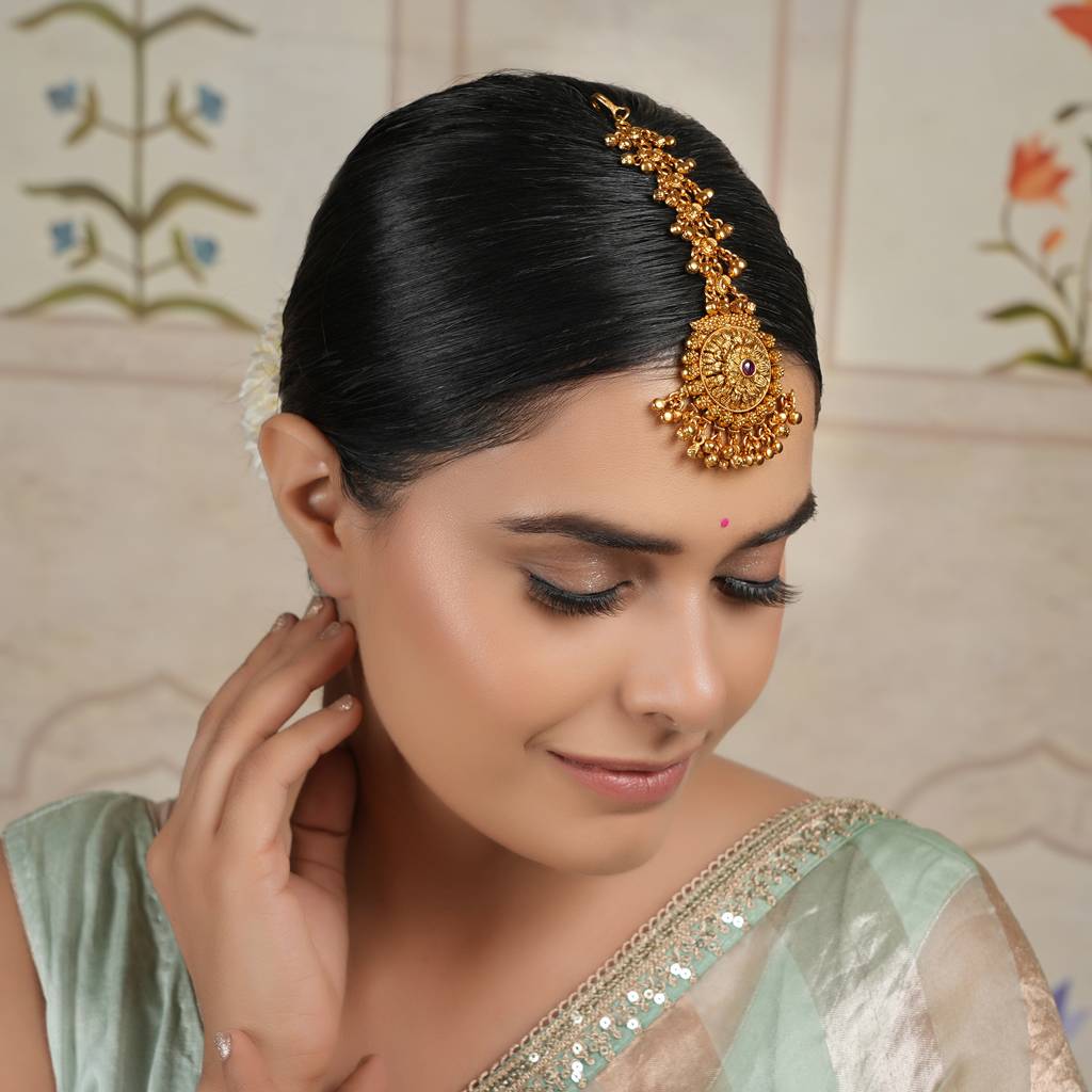 Beautiful Antique Gold Ghungroo Maangtika : SJ166