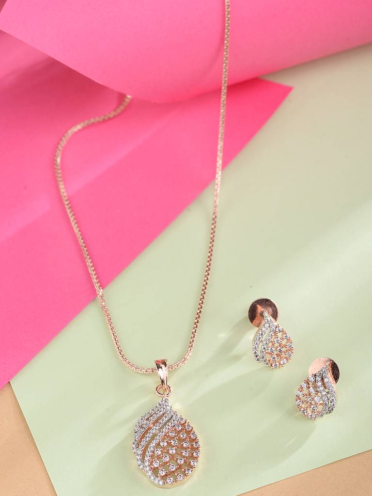 Rose Gold Plated Ad Studded Locket Jewellery Set : SJLK1473