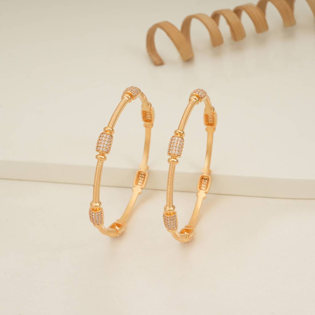 Stunning Antique Gold Spiral Diamond Bangle Set : SJ193