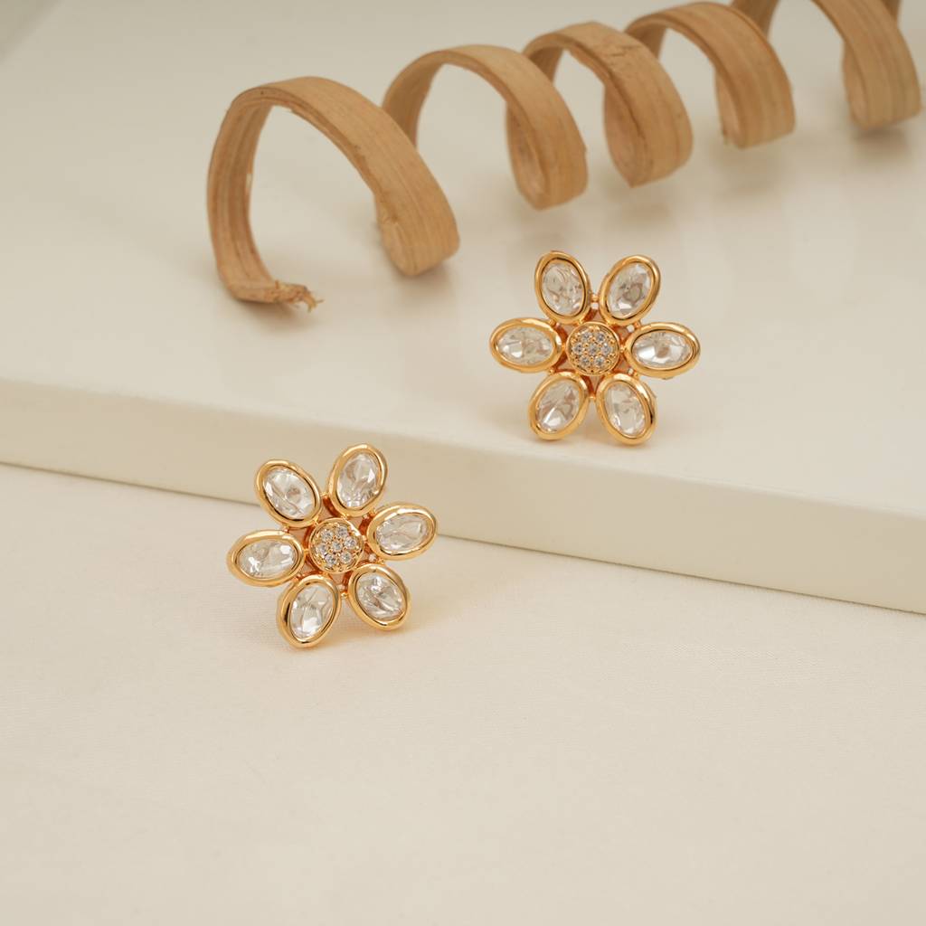 Stunning Gold Plated Single Line Kundan Necklace Set : SJ197