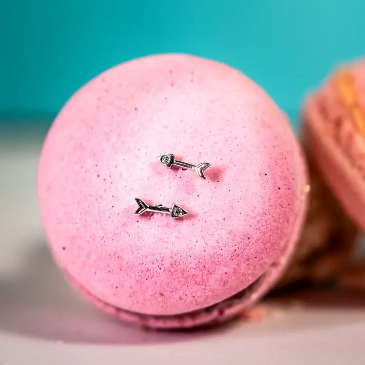 Mini Mivraa-Arrow Earrings : E1669