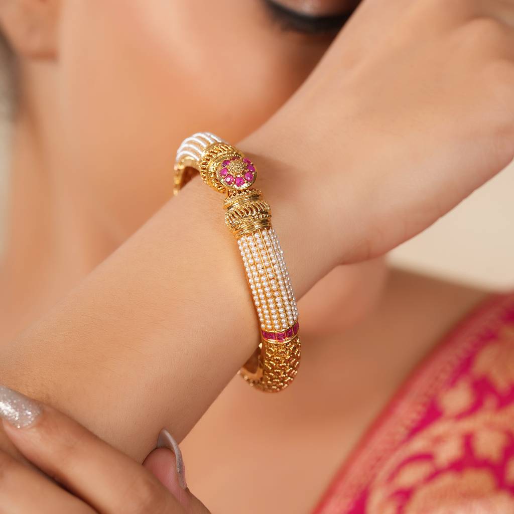 Gorgeous Gold Plated Pearl Openable Kada : SJ204