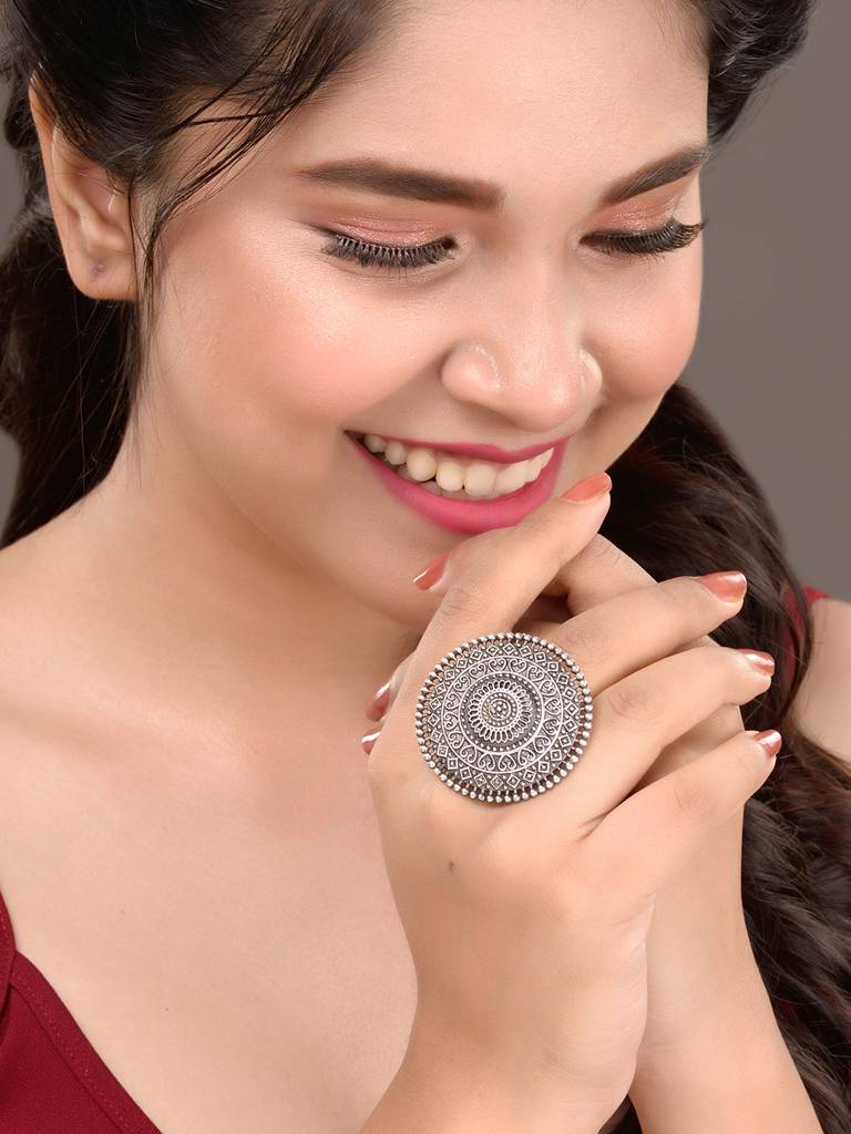 Silver Oxidised Plated Filigree Cocktail Finger Ring : SJRG1505