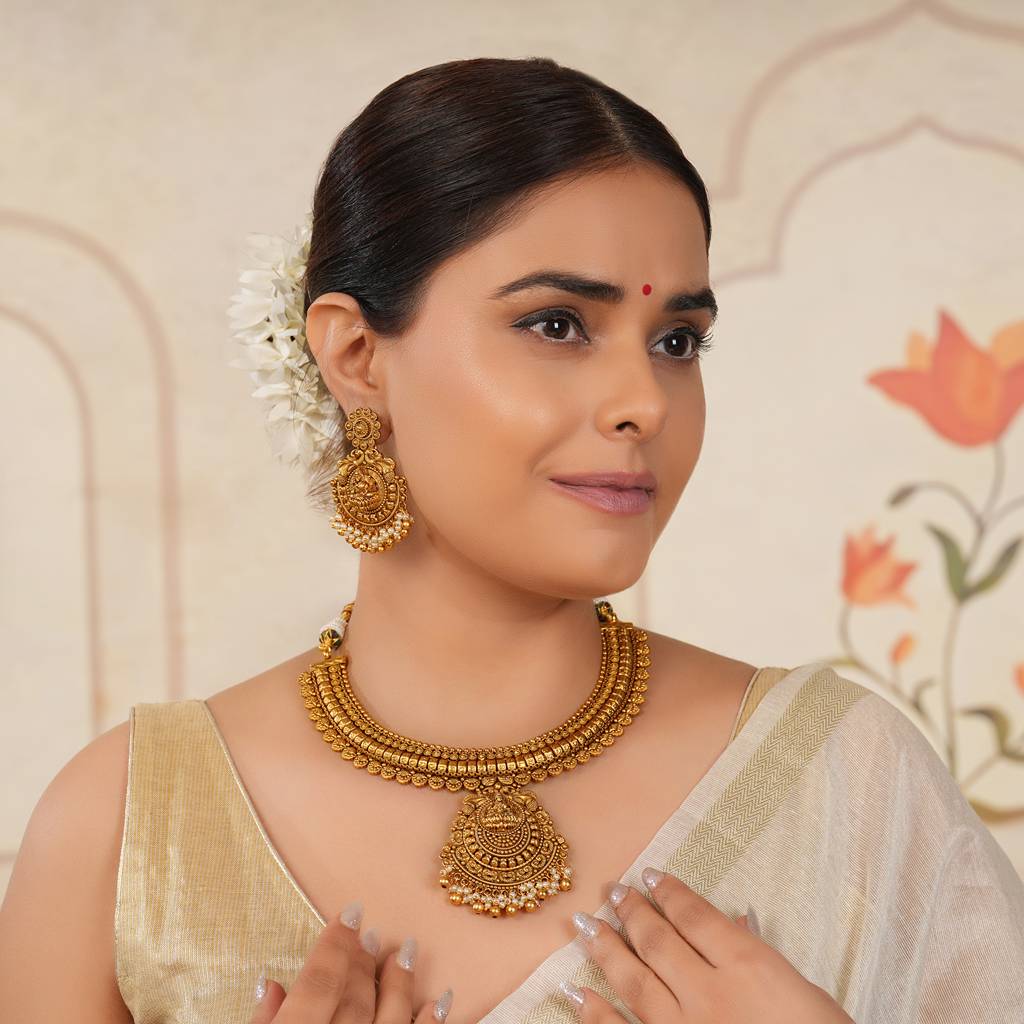 Amazing Antique Gold Pearl Drop Maa Lakshmi Necklace Set With Earring : SJ246