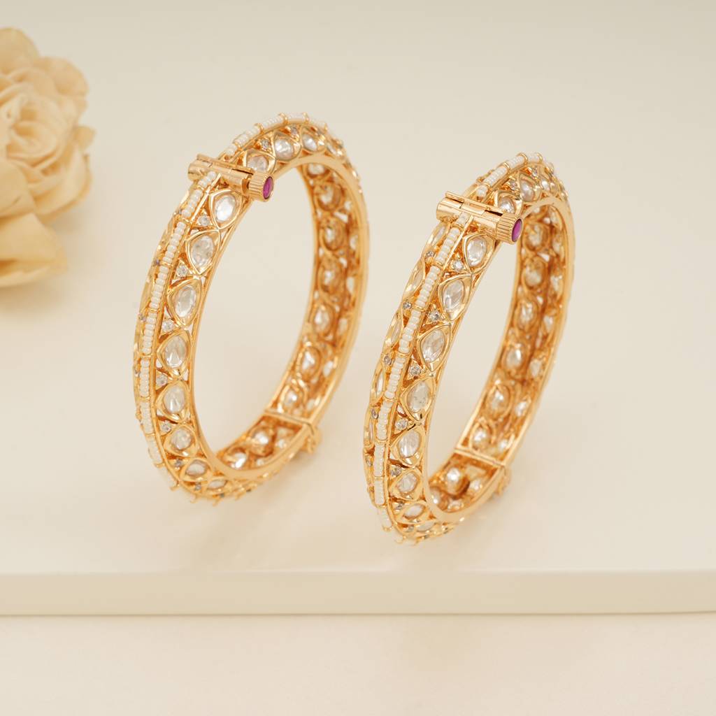 Royal Gold Plated Kundan Bangle Set For Women : SJ254