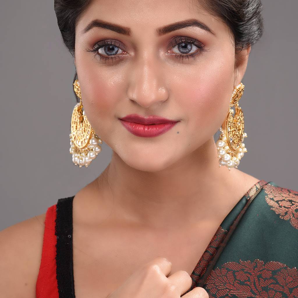 Gold Plated Kundan Studded & Pearl Beaded Traditional Chandbalis : SJER1555