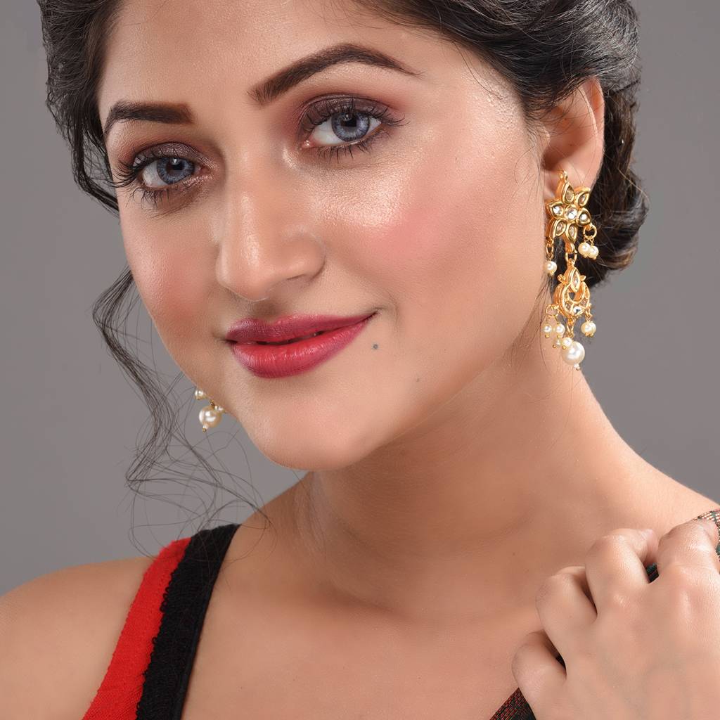 Gold Plated Kundan Studded Floral Chand Earrings : SJER1558