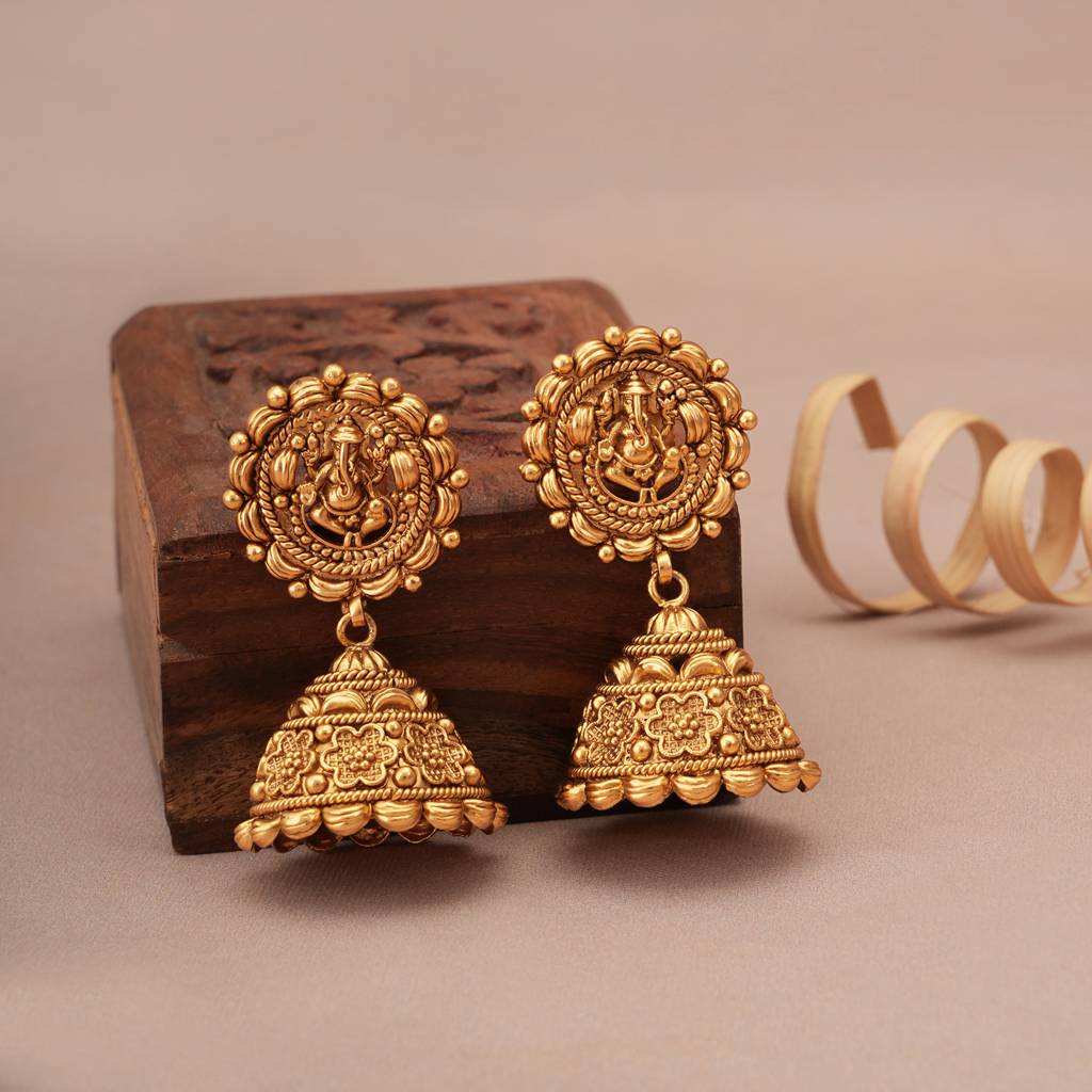 Stunning Antique Gold Plain Lord Ganesha Necklace Set : SJ270