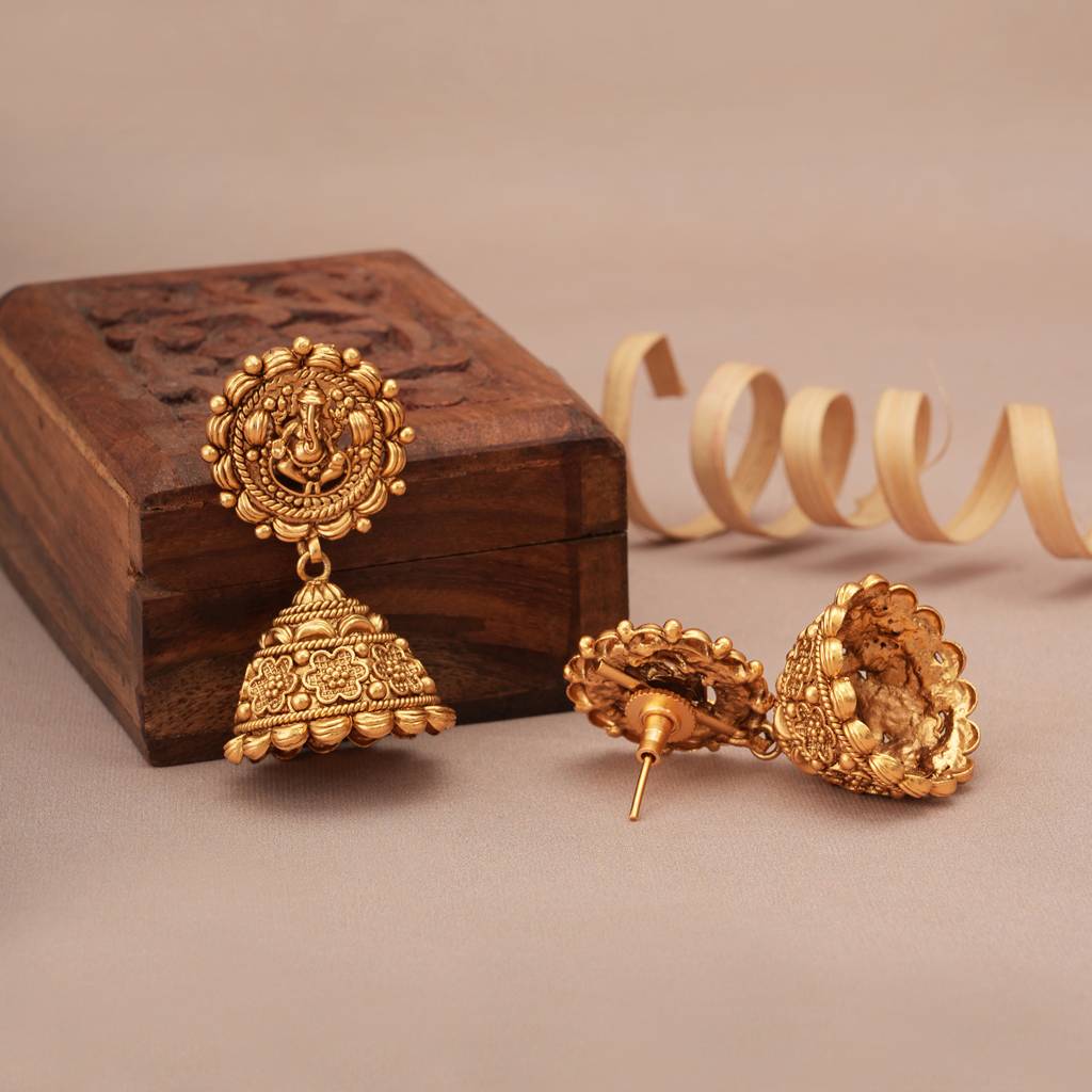 Stunning Antique Gold Plain Lord Ganesha Necklace Set : SJ270