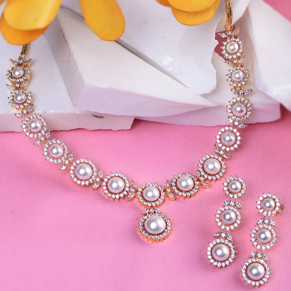 Gold Plated Whitead & Pearl Studded Necklace Jewellery Set : SJNK1596