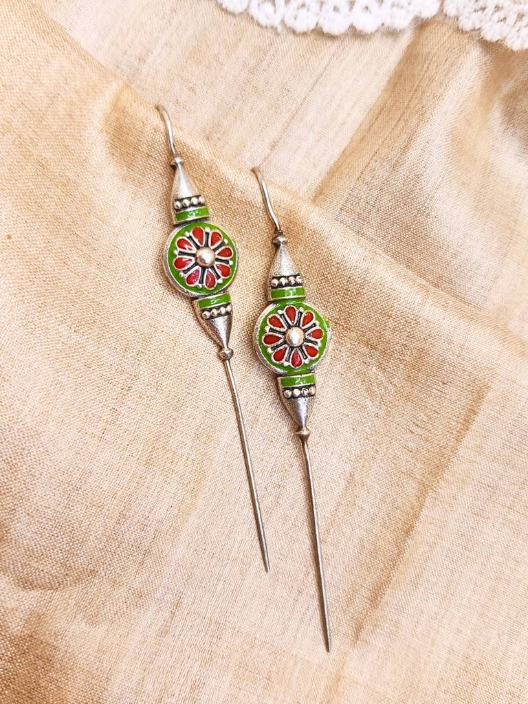 Roohra Needle Earcuffs : MEA036