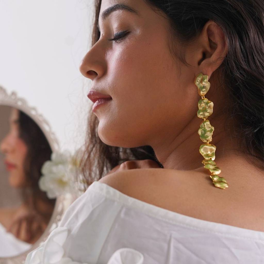 Ruffle Earrings : RuffleEarringNIH150ER79