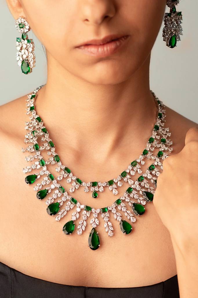 Catherine Emerald Necklace Set : 202511111