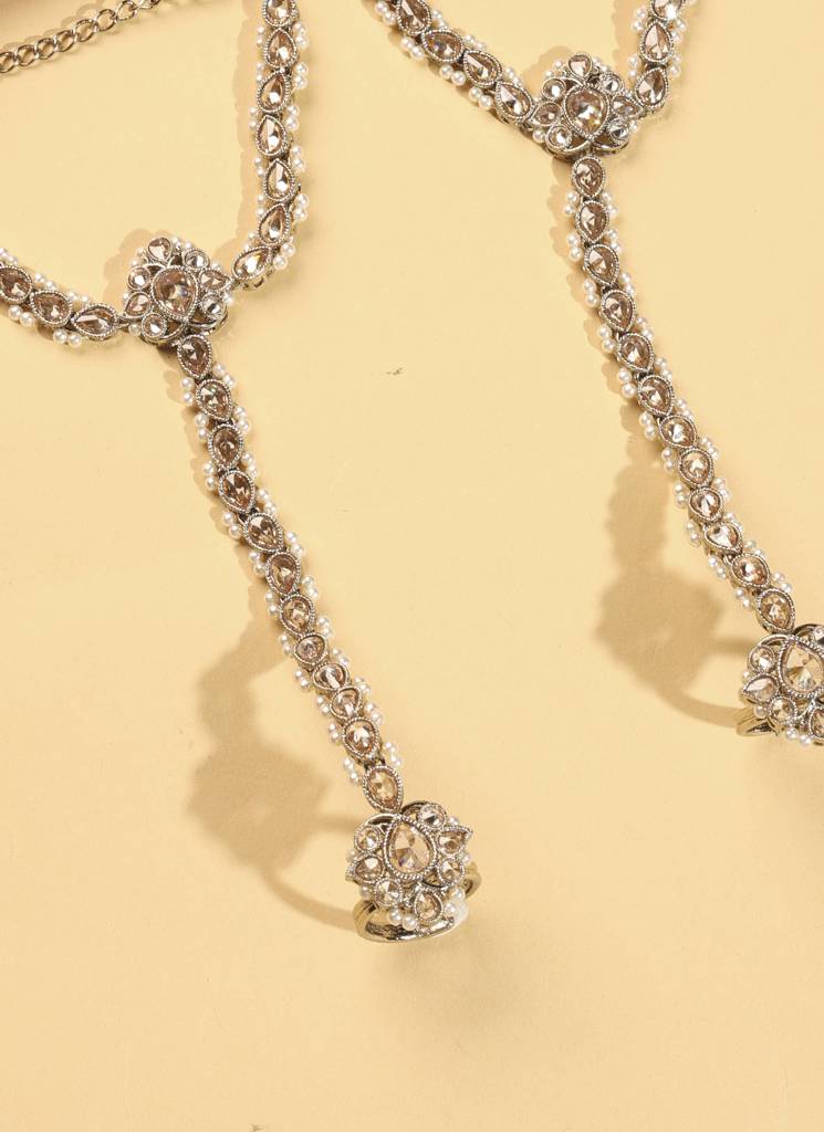 Elegant Flower And Oval Shape Pearl Kundan Stone Antique Gold Plated Set Of 2 Brass Hathphool For Women : 15HP97_Brown