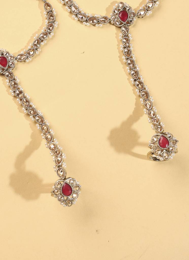 Elegant Flower And Oval Shape Pearl Kundan Stone Antique Gold Plated Set Of 2 Brass Hathphool For Women : 15HP97_Red