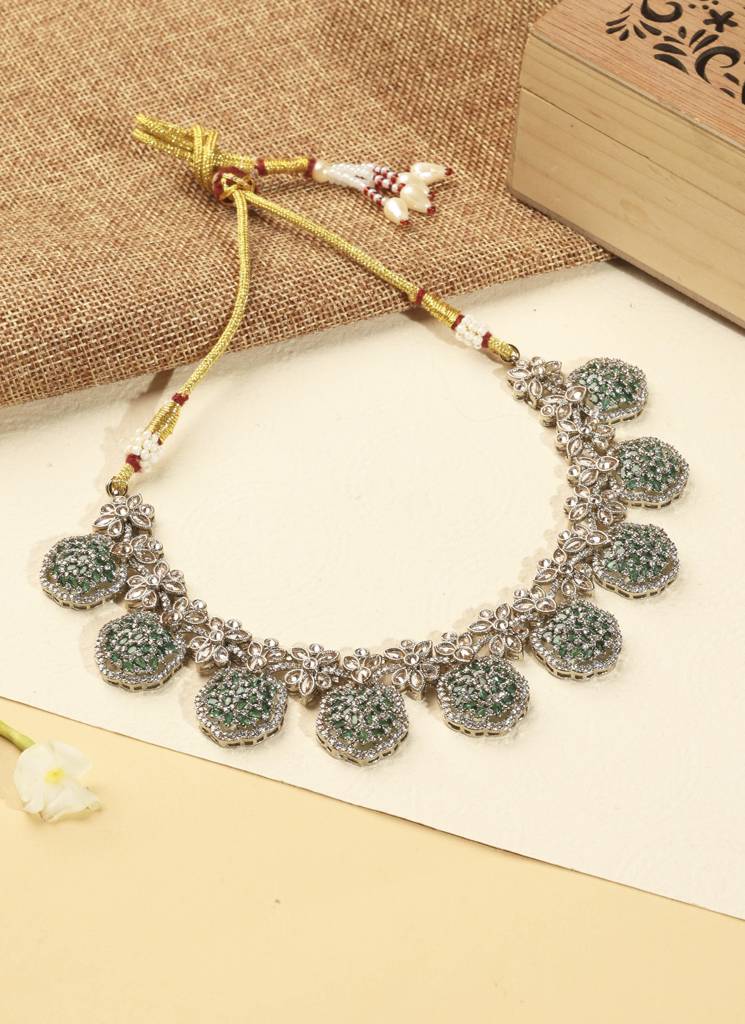 Luxurious Flower Design Green Kundan Stone Antique Gold Plated Brass Choker Necklace Set With Maang Tikka For  : 15HS319_Green
