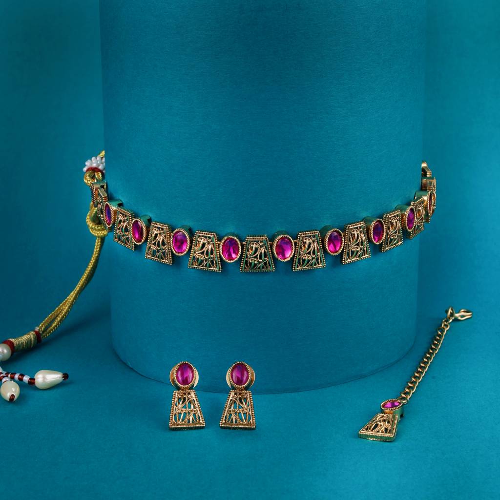 Elegant Rajwadi Gold Plated Choker Necklace Set With Maangtikka For Women And Girls : 15HS85-Pink