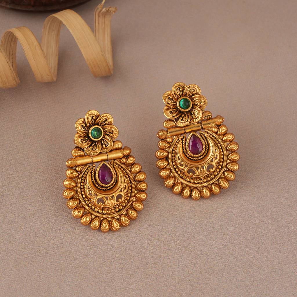 Stunning Cute High Gold Polish Earring : SJ294