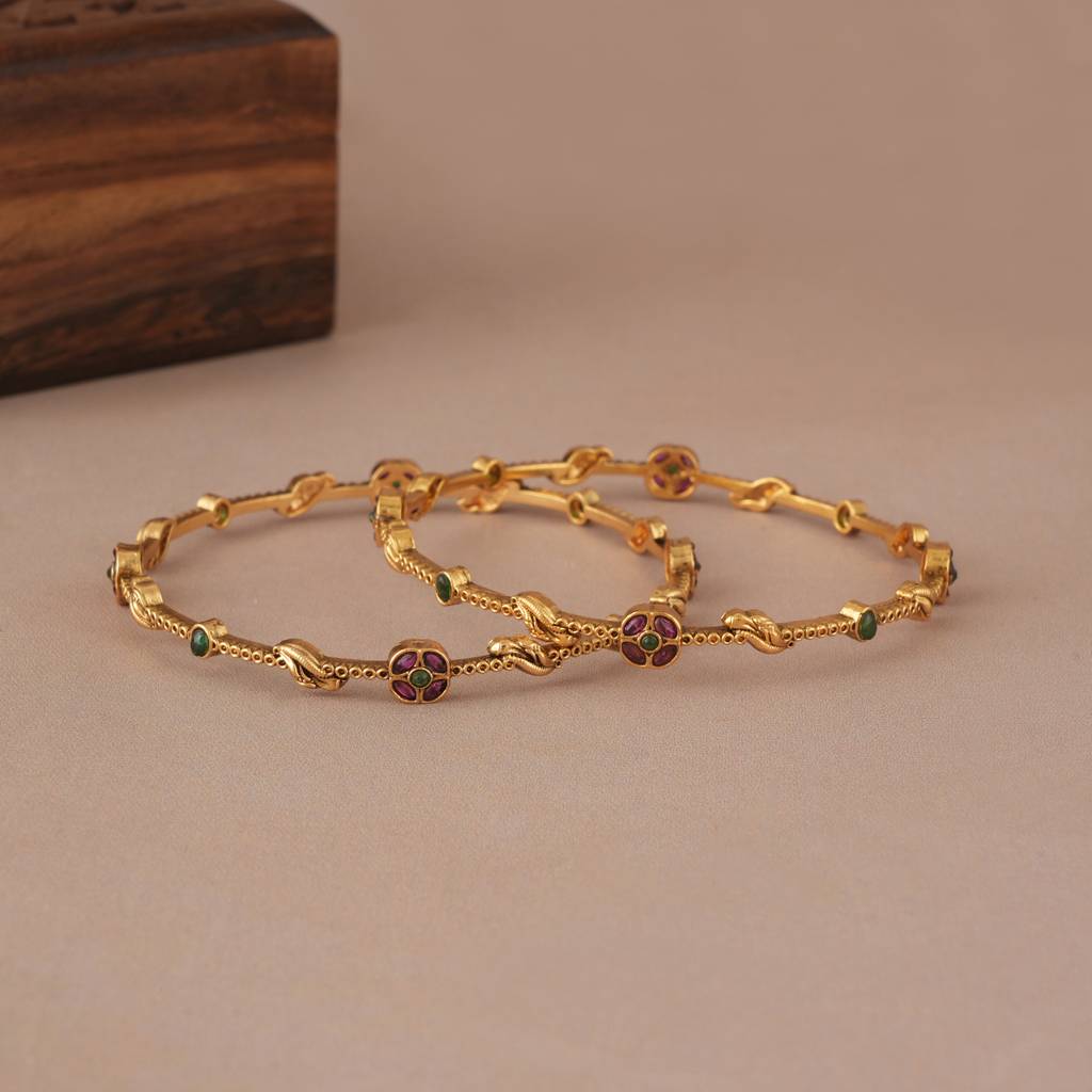 Sleek Antique Gold Stone Bangle Set : SJ298