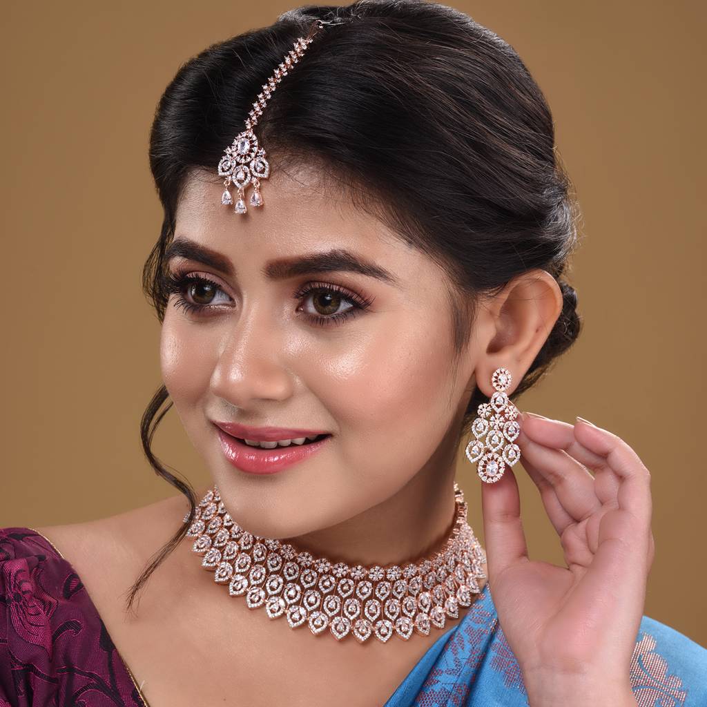 Rose Gold Plated White Ad Choker With Mang Tika Jewellery Set : SJNK1613